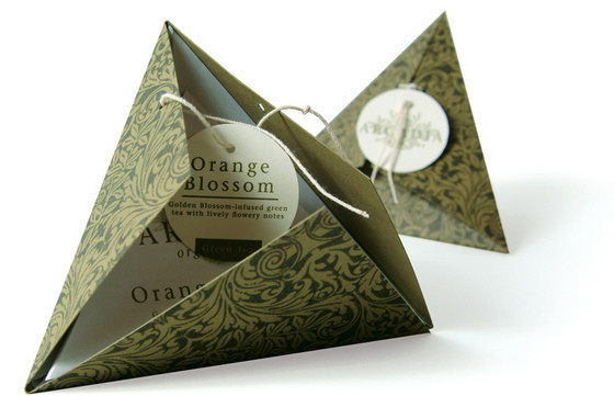 Упаковка для чая пирамидка зеленая